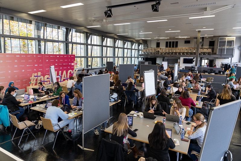 herHack 2024 photo 3